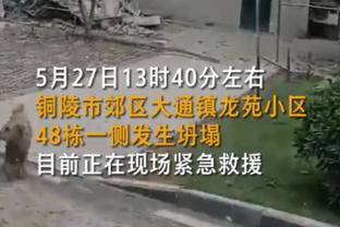 差劲！加兰出现全场最多8次失误 18中6拿到15分7助